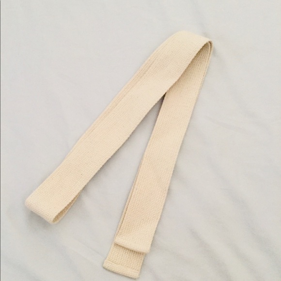 elegant white dress - Picture 2 of 5